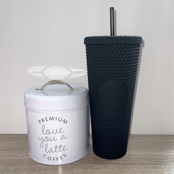 ❌LAST ONE LEFT❌Starbucks Matte Black studded tumbler cup🖤🖤 - Picture 2 of 4